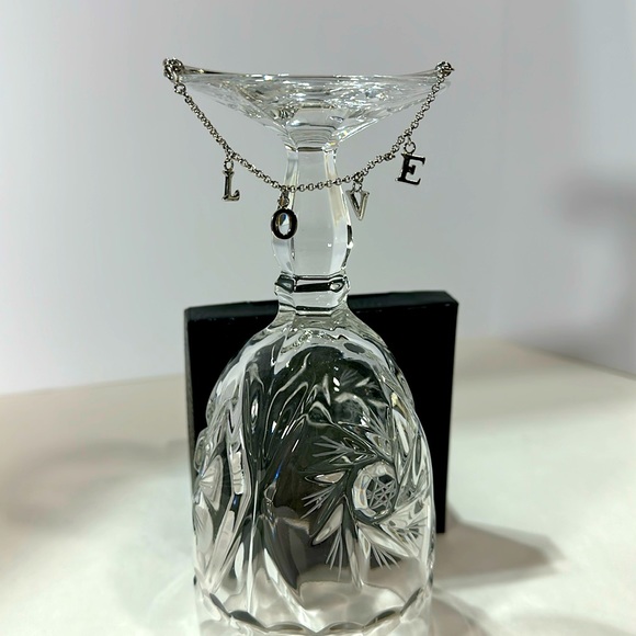 Silver L.O.V.E. Charm Bracelet - Picture 5 of 6